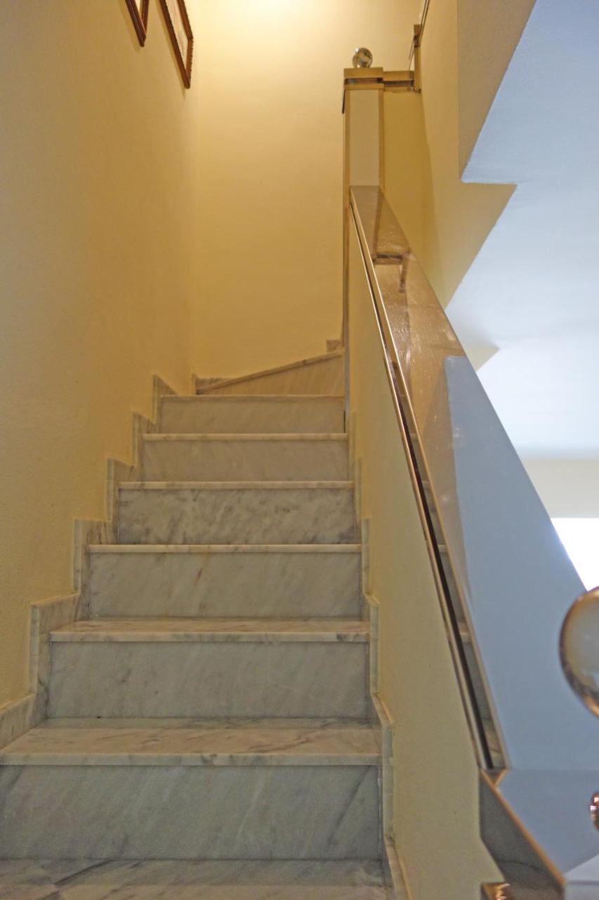 Marbella House Apartamento Duplex Eksteriør billede